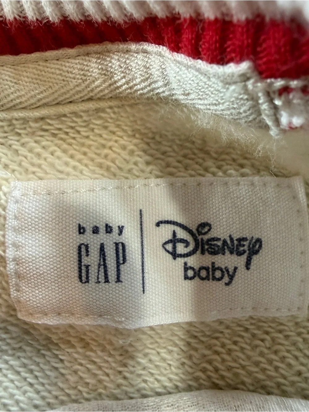 GAP neckline design sleeves